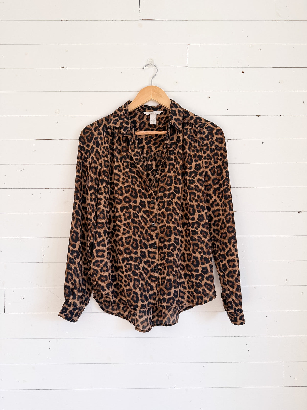 Chemise léopard fluide H&M – seconde main