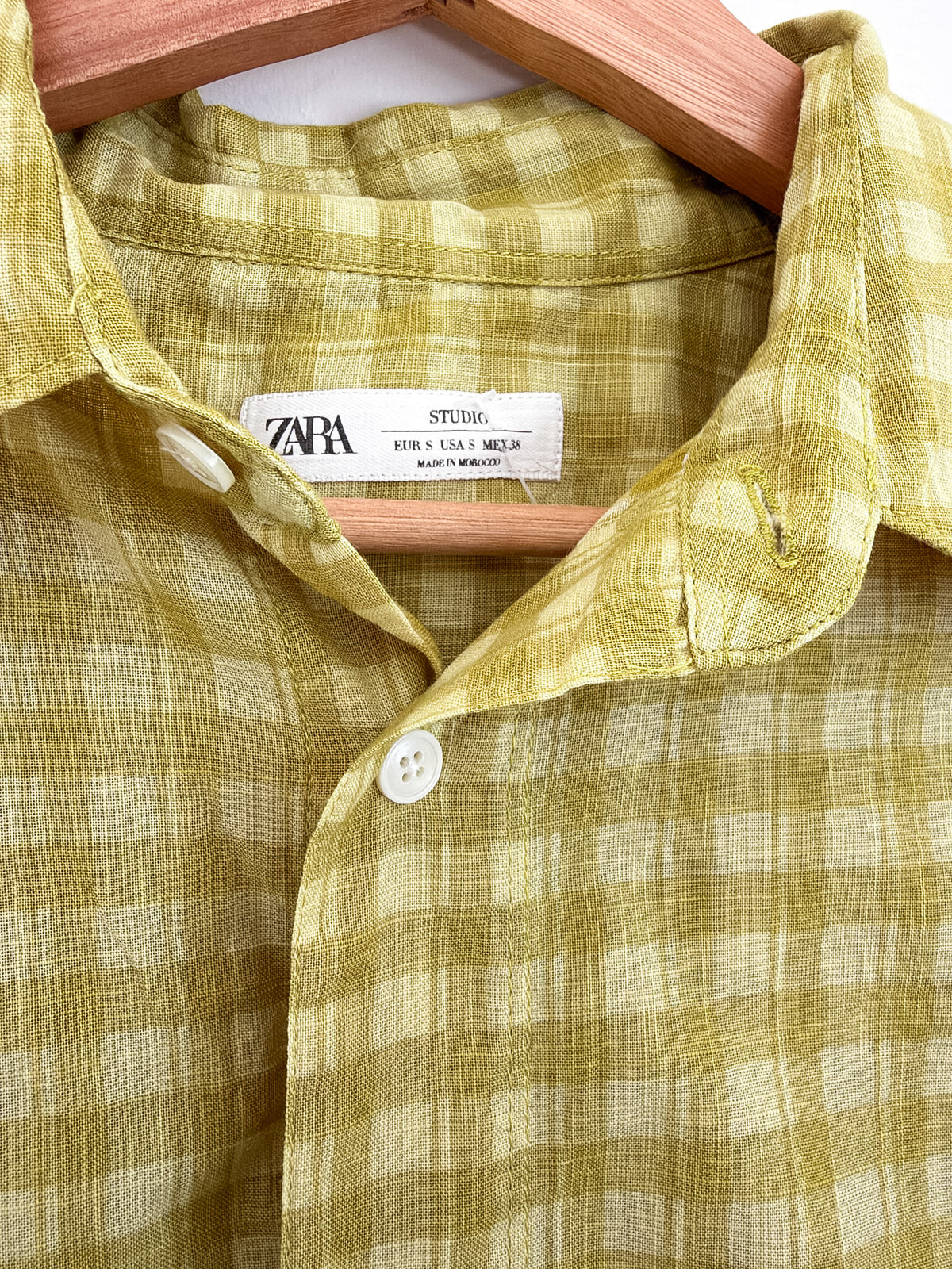 Chemise à carreaux vert lime Zara Studio – seconde main