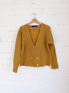 Tricot jaune ocre à encolure en V LB International – seconde main