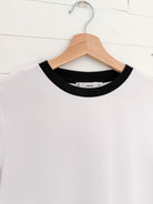 Mango - T-shirt blanc à col noir – seconde main – vue 2