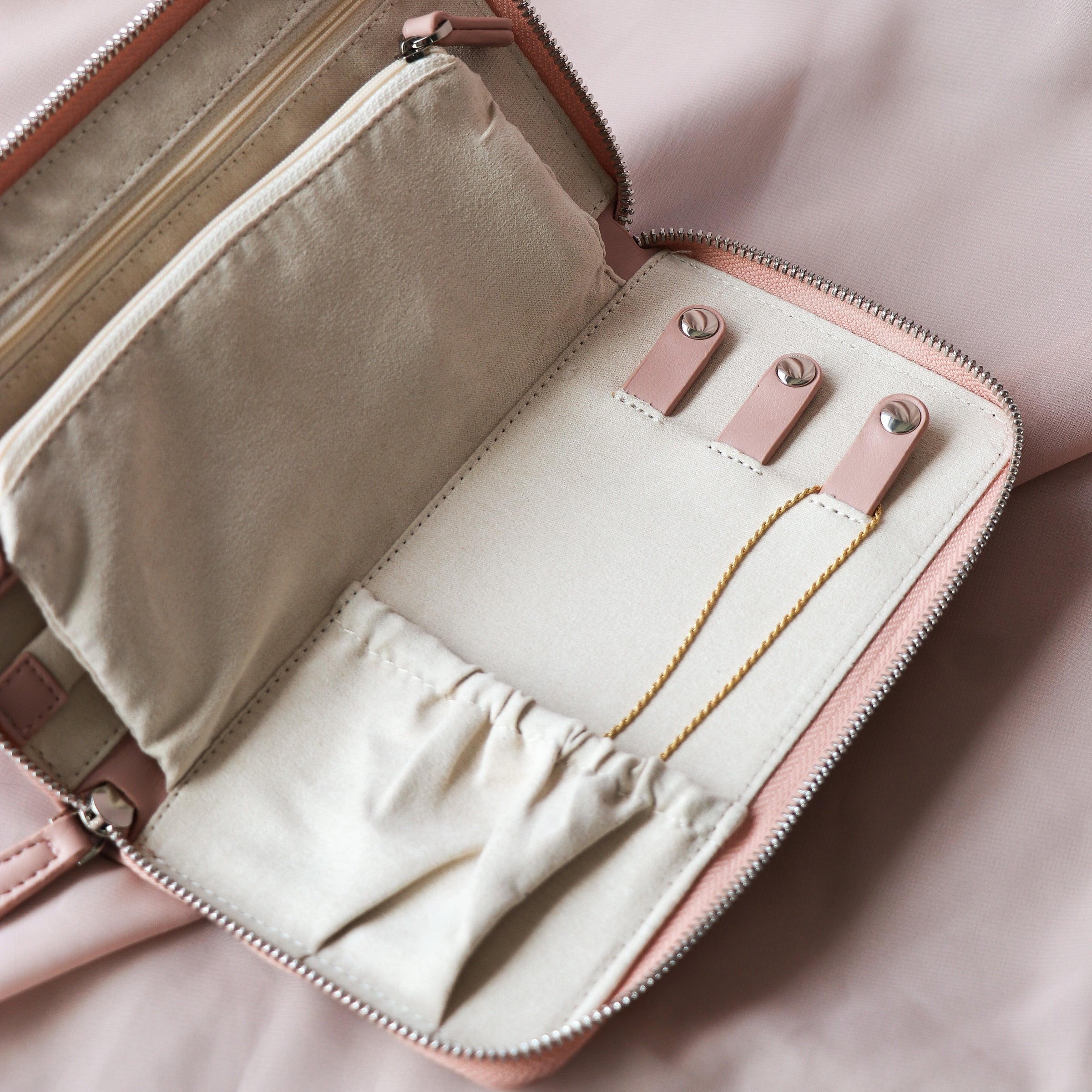 Travel Jewelry Case - Soft Pink – HoraceJewelry